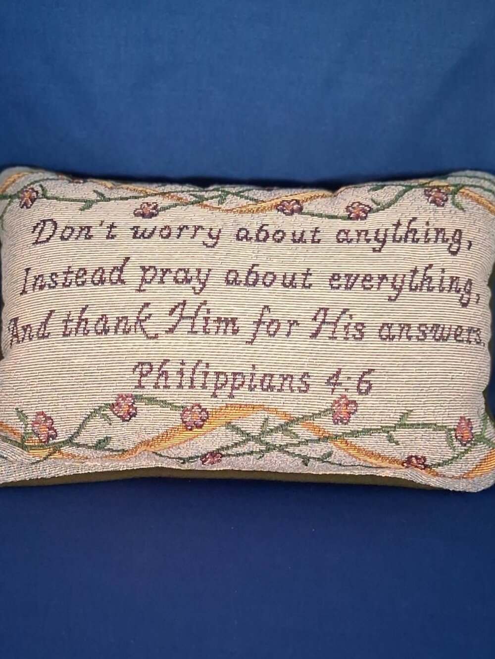 Vintage Woven Tapestry Accent Pillows Lot of 2 • Angel/Inspirational Themes - Picture 4 of 4